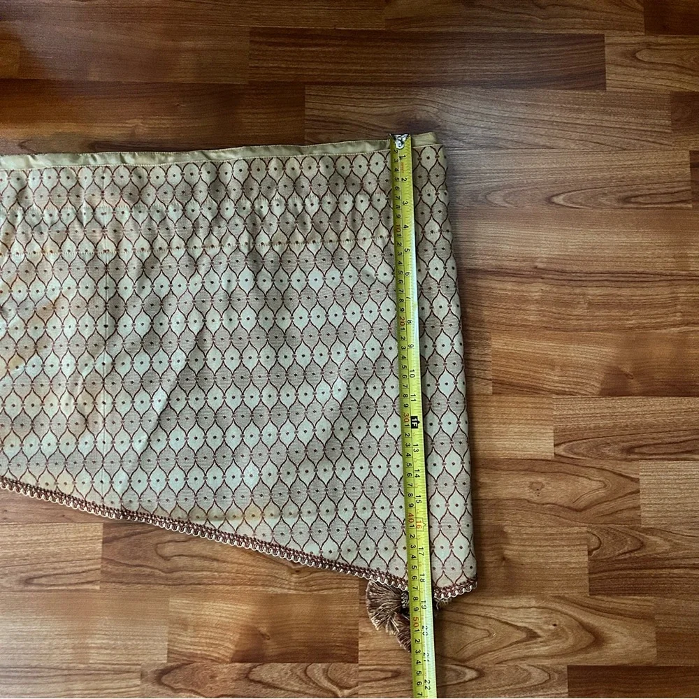 Curtain Valance Gold and Red